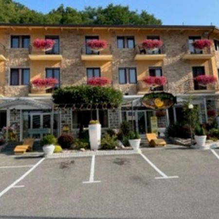 Hotel Iscla Edolo Exterior photo
